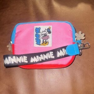 Minnie Mouse Vibrant Pink Wristlet Clutch